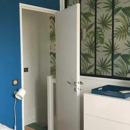 Walking Distance, Sea View House 圣特罗佩